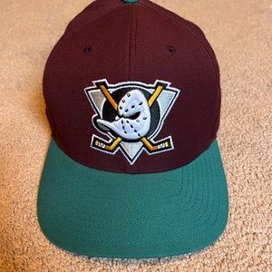 Anaheim Ducks Vintage Hat